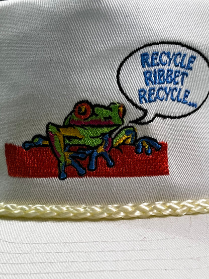 90s Frog Recycling Hat