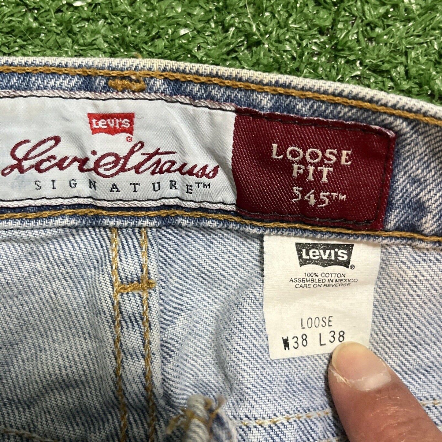 Vintage Levis 545 Jeans