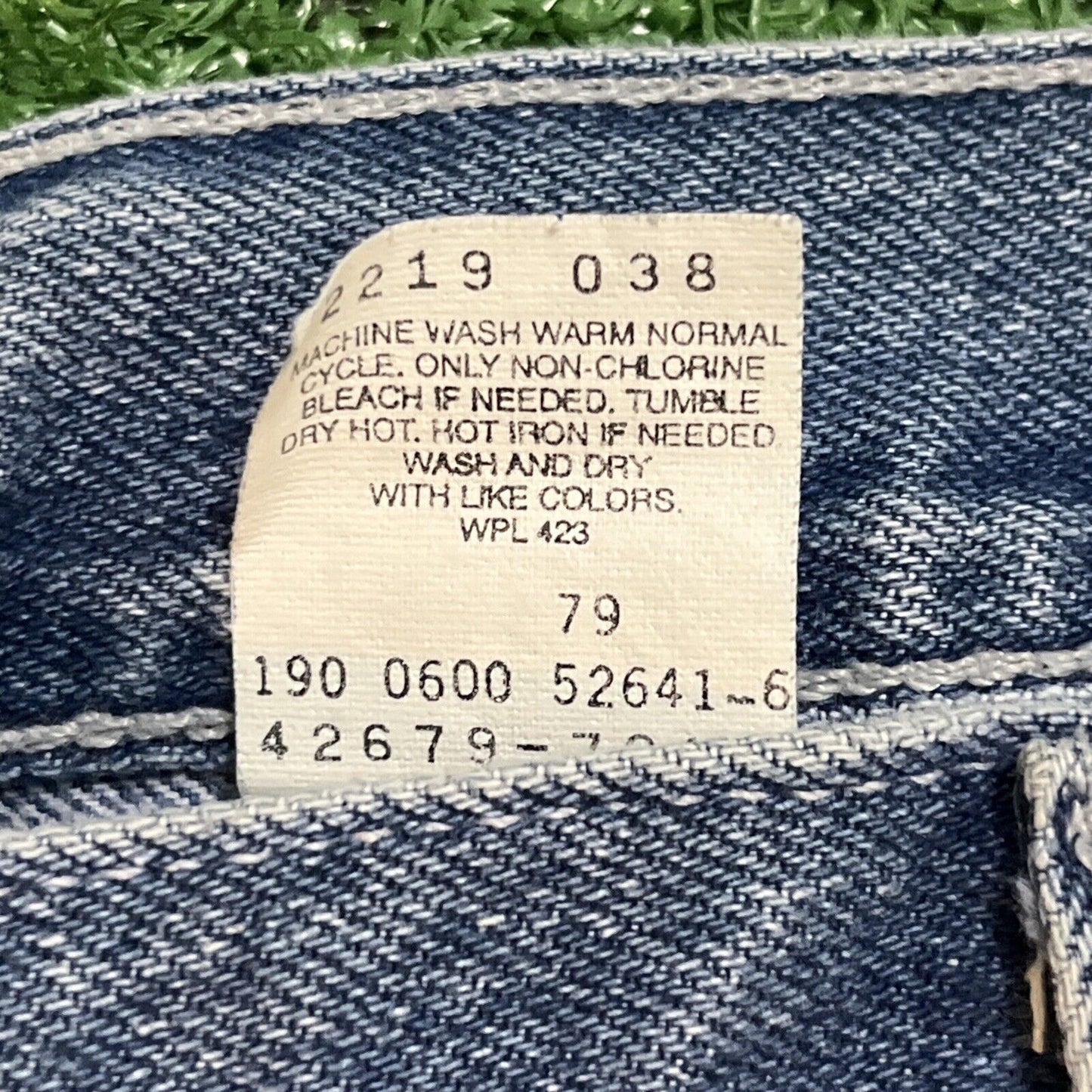 Vintage Y2K Levis L2 Jeans