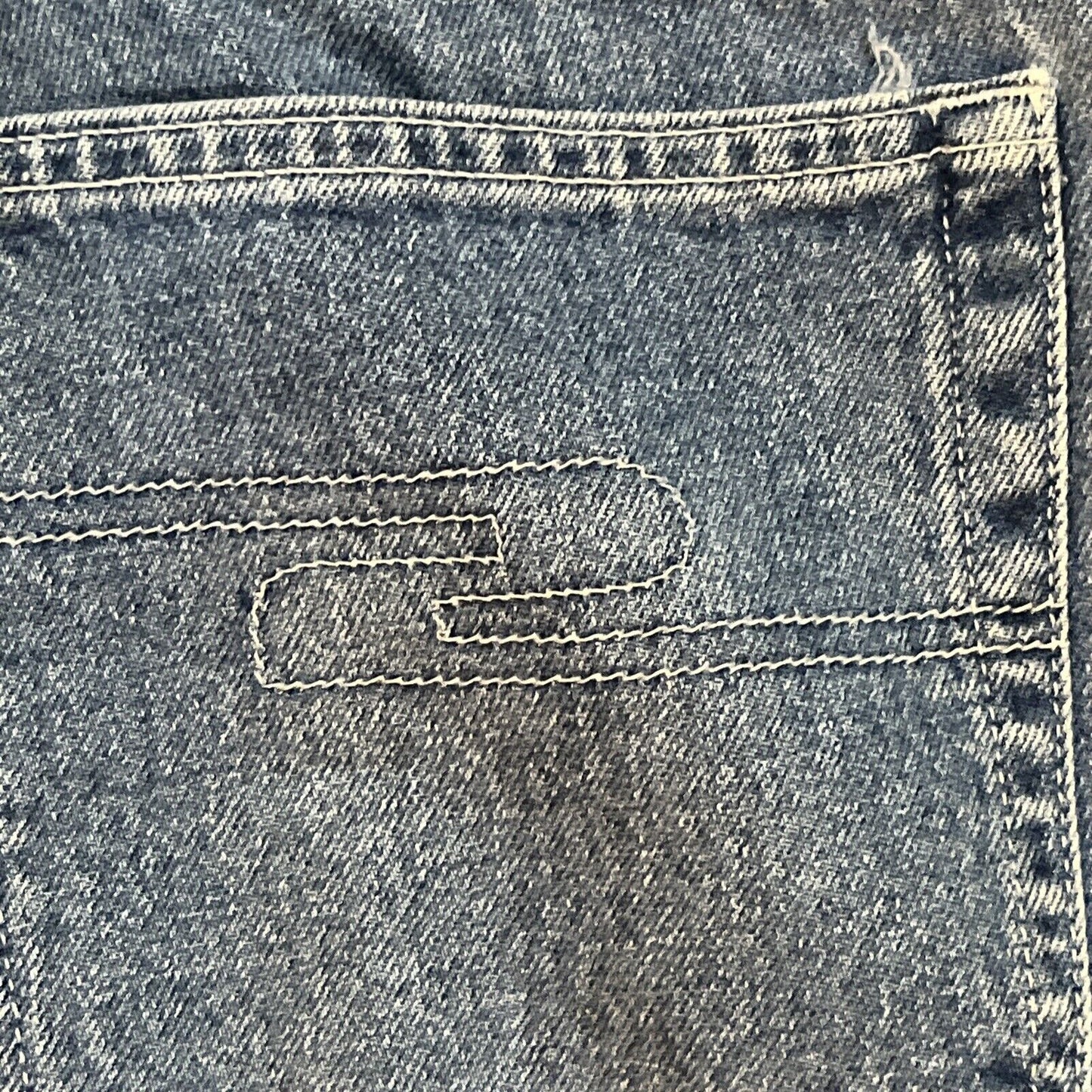 Vintage Y2K Levis L2 Jeans